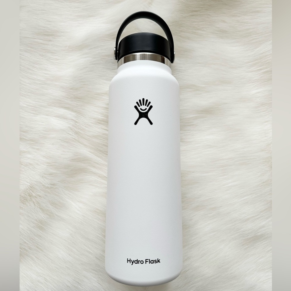 40oz Wide Mouth Hydro Flask Insulated Travel Water Bottle in White